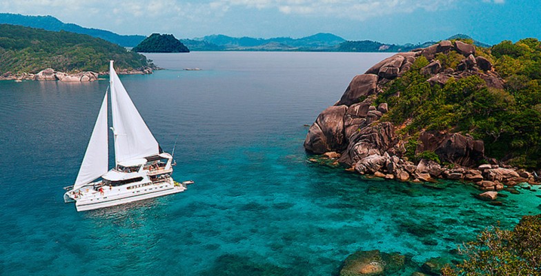 Blue Lagoon 70